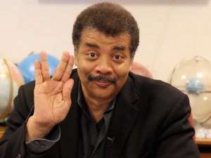 Read more about the article Neil Degrasse Tyson to Send Ten Golden Records to Favorite Planets or Earth Will Be Blown Up